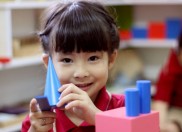 Dạy con biết chia sẻ và yêu thương Dạy con biết chia sẻ và yêu thương